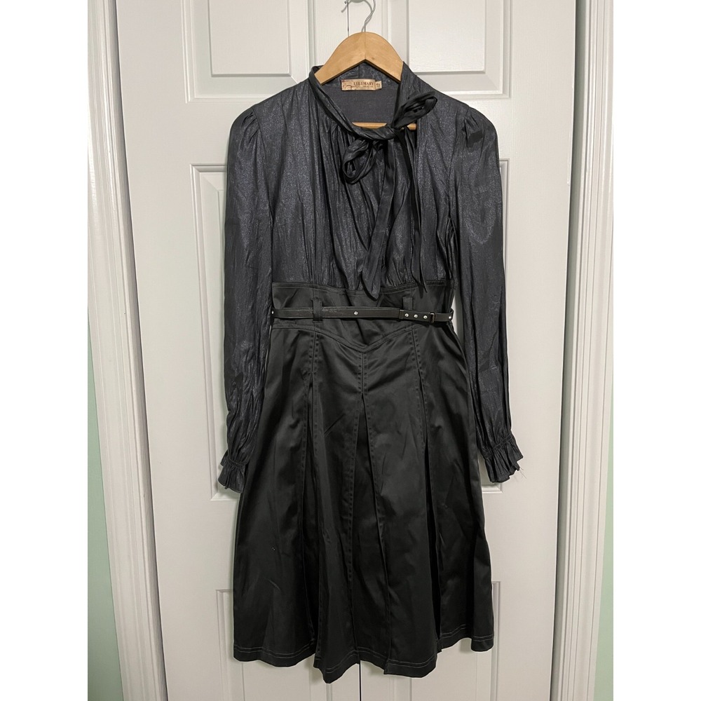 Lulumary Collection Dress From Paris Grey Size Medium one piece belt t2 work bow